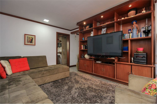 Imagem Apartamento com 4 Quartos à Venda, 217 m² em Higienópolis - Porto Alegre Imagem Apartamento com 4 Quartos à Venda, 217 m² em Higienópolis - Porto Alegre
