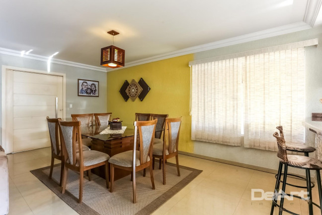 Imagem Casa com 4 Quartos à Venda, 290 m² em Bom Jesus - Rio Negro Imagem Casa com 4 Quartos à Venda, 290 m² em Bom Jesus - Rio Negro