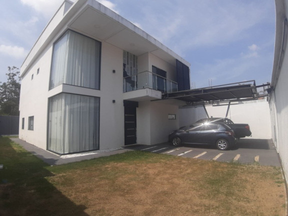 Imagem Casa com 5 Quartos à Venda, 383 m² em Novo Aleixo - Manaus Imagem Casa com 5 Quartos à Venda, 383 m² em Novo Aleixo - Manaus