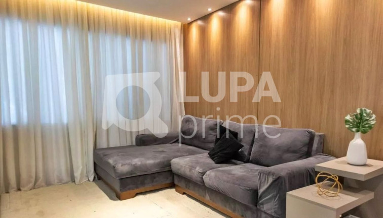 Imagem Casa com 3 Quartos à Venda, 140 m² em Jardim Guanca - São Paulo Imagem Casa com 3 Quartos à Venda, 140 m² em Jardim Guanca - São Paulo
