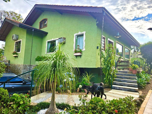 Casa com 3 Quartos à Venda, 1.118 m² em Vila Santista - Atibaia