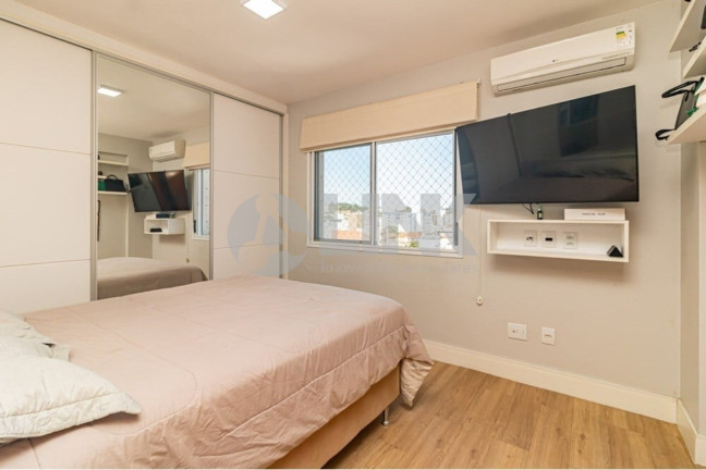 Imagem Apartamento com 2 Quartos à Venda, 78 m² em Santana - Porto Alegre Imagem Apartamento com 2 Quartos à Venda, 78 m² em Santana - Porto Alegre