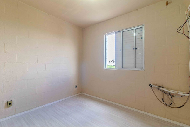 Imagem Imóvel com 2 Quartos à Venda, 40 m² em Rubem Berta - Porto Alegre