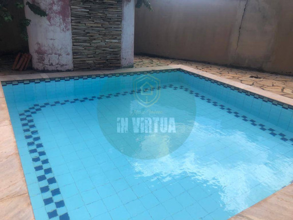 Casa com 3 Quartos à Venda, 410 m² em Santa Rosa - Cuiabá