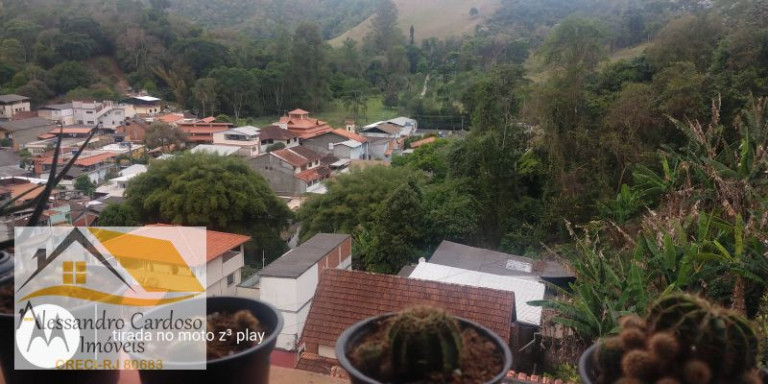 Imagem Casa com 4 Quartos à Venda, 200 m²