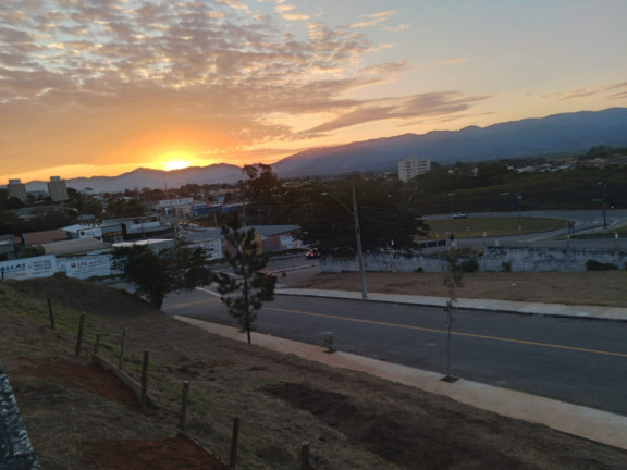 Imagem Terreno à Venda, 250 m² em Santana - Pindamonhangaba Imagem Terreno à Venda, 250 m² em Santana - Pindamonhangaba