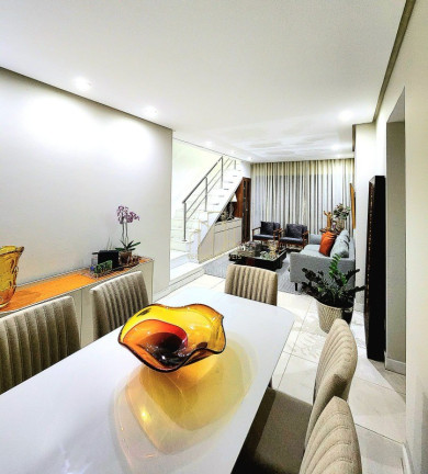 Imagem Imóvel com 3 Quartos à Venda, 210 m² em Cidade Jardim - Salvador Imagem Imóvel com 3 Quartos à Venda, 210 m² em Cidade Jardim - Salvador