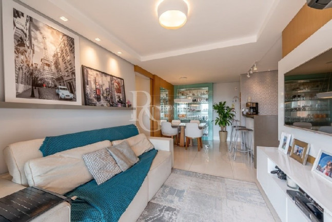 Imagem Apartamento com 2 Quartos à Venda, 76 m² em Petrópolis - Porto Alegre