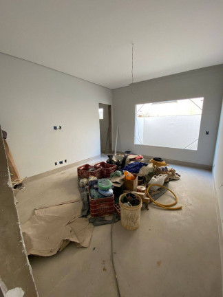 Imagem Casa com 5 Quartos à Venda, 453 m² em Jardim Itália - Cuiabá Imagem Casa com 5 Quartos à Venda, 453 m² em Jardim Itália - Cuiabá