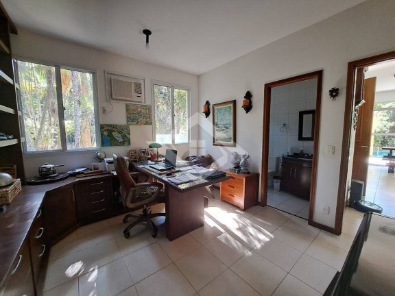 Imagem Casa com 4 Quartos à Venda, 300 m² em Vargem Grande - Rio De Janeiro