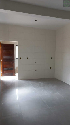 Imagem Sobrado com 3 Quartos à Venda, 126 m² em Uvaranas - Ponta Grossa