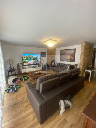 Imagem Casa com 3 Quartos à Venda, 208 m² em Jardim Botânico - Curitiba Imagem Casa com 3 Quartos à Venda, 208 m² em Jardim Botânico - Curitiba