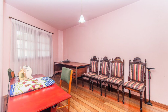 Imagem Casa com 4 Quartos à Venda, 290 m² em Petrópolis - Porto Alegre