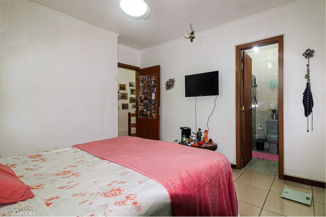 Imagem Casa com 3 Quartos à Venda, 115 m² em Cavalhada - Porto Alegre
