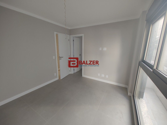 Imagem Apartamento com 3 Quartos à Venda, 132 m² em Centro - Florianópolis Imagem Apartamento com 3 Quartos à Venda, 132 m² em Centro - Florianópolis