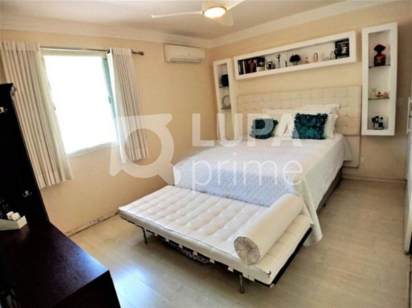 Imagem Casa com 4 Quartos à Venda, 124 m² em Imirim - São Paulo Imagem Casa com 4 Quartos à Venda, 124 m² em Imirim - São Paulo