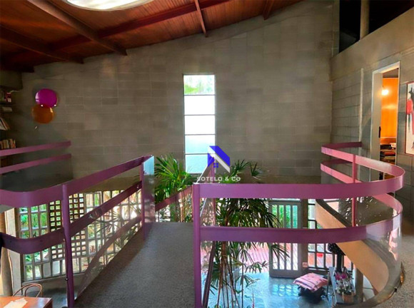 Imagem Casa com 3 Quartos à Venda, 300 m² em Alto De Pinheiros - São Paulo Imagem Casa com 3 Quartos à Venda, 300 m² em Alto De Pinheiros - São Paulo