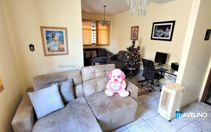 Imagem Casa com 3 Quartos à Venda, 180 m² em Núcleo Habitacional Buriti - Campo Grande Imagem Casa com 3 Quartos à Venda, 180 m² em Núcleo Habitacional Buriti - Campo Grande