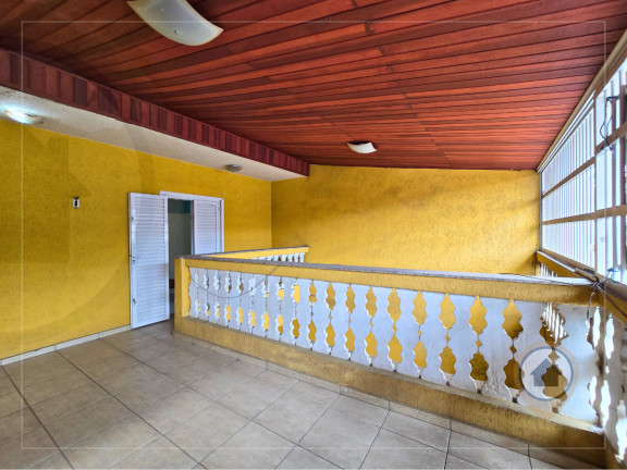 Imagem Casa com 4 Quartos à Venda, 180 m² em Guarulhos