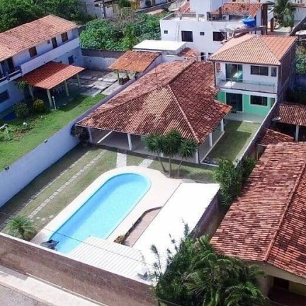 Imagem Sobrado com 5 Quartos para Alugar, 350 m² em Olivença - Ilhéus