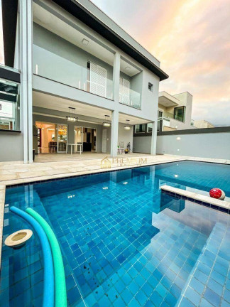 Imagem Sobrado com 4 Quartos à Venda, 340 m² em Massaguaçu - Caraguatatuba Imagem Sobrado com 4 Quartos à Venda, 340 m² em Massaguaçu - Caraguatatuba