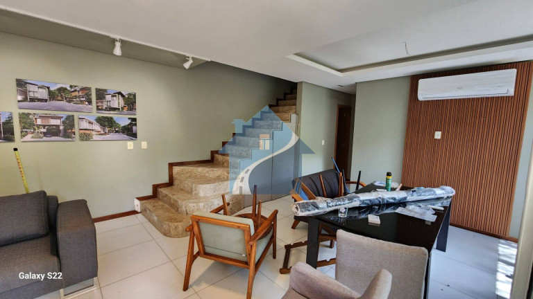 Imagem Casa com 3 Quartos à Venda, 220 m² em Parque 10 De Novembro - Manaus