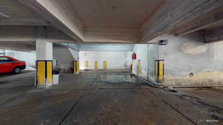 Imagem Imóvel com 1 Quarto à Venda, 37 m² em Centro Histórico - Porto Alegre Imagem Imóvel com 1 Quarto à Venda, 37 m² em Centro Histórico - Porto Alegre