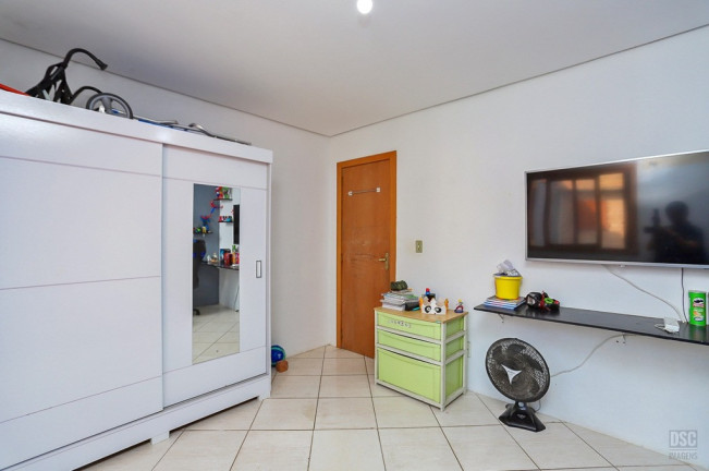 Imagem Casa com 2 Quartos à Venda, 85 m² em Hípica - Porto Alegre Imagem Casa com 2 Quartos à Venda, 85 m² em Hípica - Porto Alegre