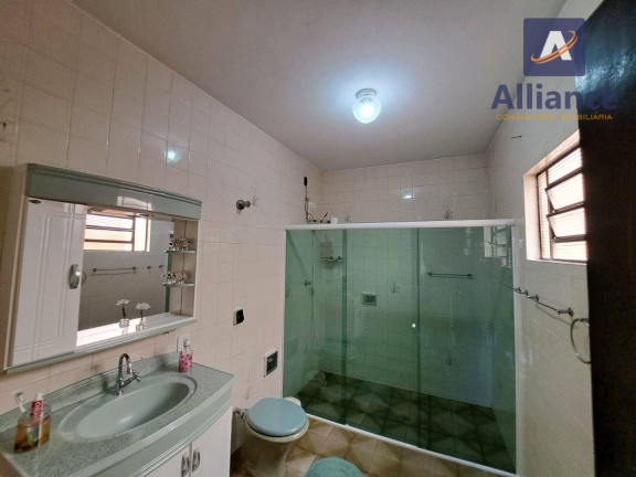 Imagem Casa com 3 Quartos à Venda, 274 m² em Santo Antônio - Louveira