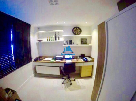 Imagem Apartamento com 3 Quartos à Venda, 185 m² em Icaraí - Niterói