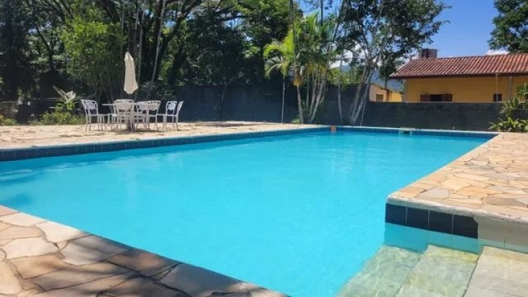 Chácara com 3 Quartos à Venda, 100 m² em Buquirinha - São José Dos Campos