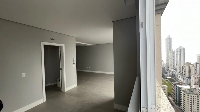 Imagem Apartamento com 4 Quartos à Venda, 143 m² em Centro - Balneário Camboriú