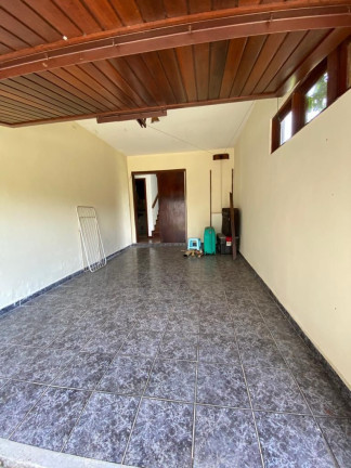Imagem Casa com 5 Quartos à Venda, 211 m² em Alto - Teresópolis