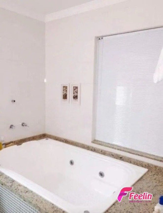 Imagem Casa com 4 Quartos à Venda, 170 m² em Coloninha - Florianópolis