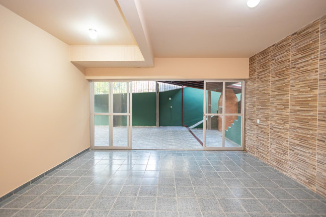 Imagem Casa com 3 Quartos à Venda, 350 m² em Santo Inácio - Curitiba Imagem Casa com 3 Quartos à Venda, 350 m² em Santo Inácio - Curitiba