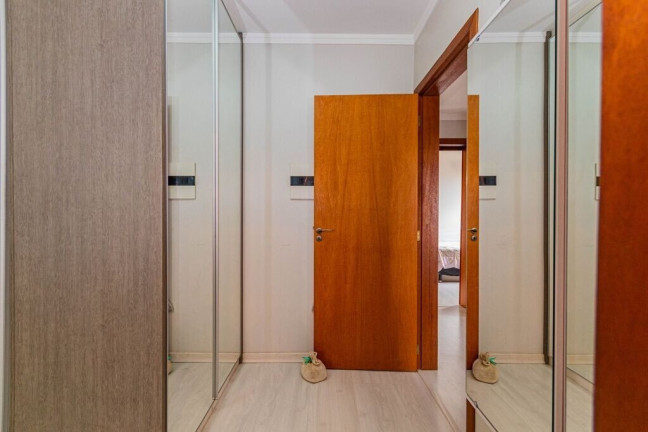 Imagem Casa de Condomínio com 3 Quartos à Venda, 168 m² em Santo Antônio - Porto Alegre