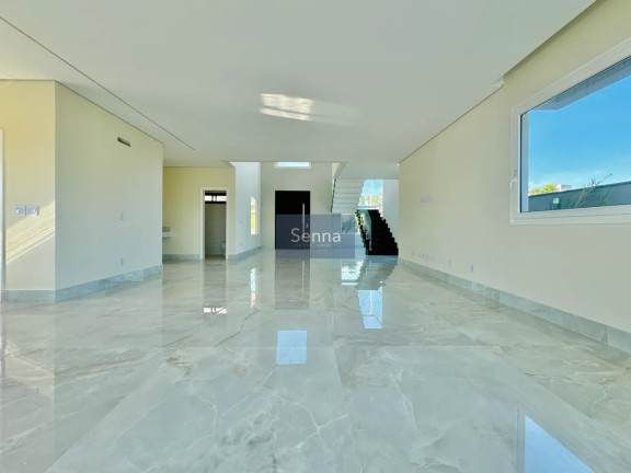 Imagem Casa com 3 Quartos à Venda, 415 m² em Vila Nova Esperia - Jundiaí Imagem Casa com 3 Quartos à Venda, 415 m² em Vila Nova Esperia - Jundiaí