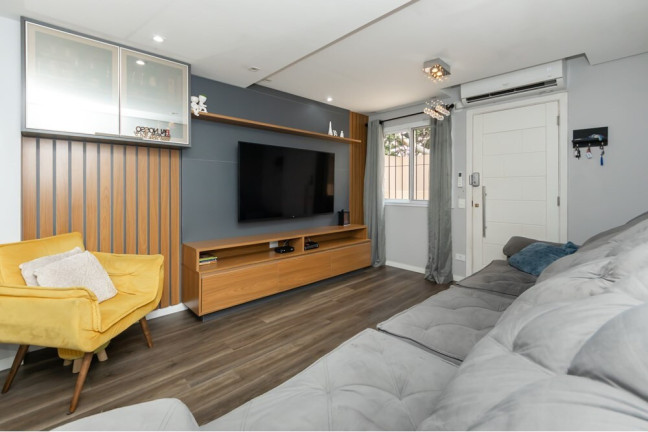Casa de Condomínio com 3 Quartos à Venda, 129 m² em Horto Florestal - São Paulo