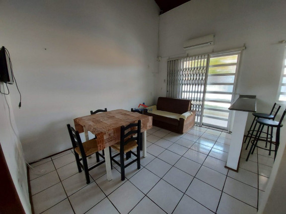 Imagem Imóvel com 16 Quartos à Venda, 870 m² em Ingleses Do Rio Vermelho - Florianópolis Imagem Imóvel com 16 Quartos à Venda, 870 m² em Ingleses Do Rio Vermelho - Florianópolis