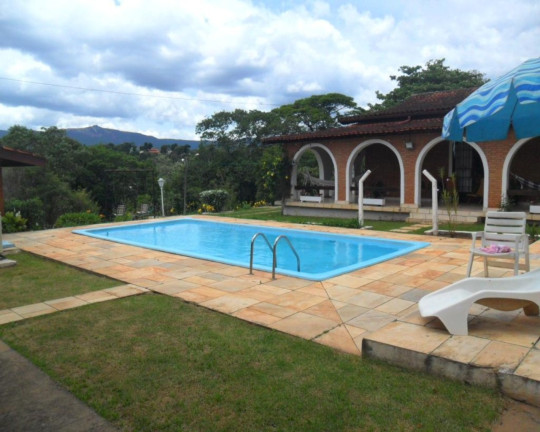 Imagem Imóvel com 2 Quartos à Venda, 239 m² em Jardim Estância Brasil - Atibaia