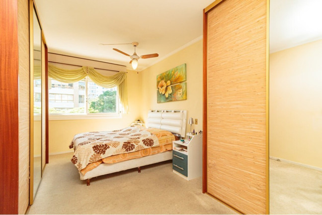 Imagem Apartamento com 3 Quartos à Venda, 152 m² em Rio Branco - Porto Alegre Imagem Apartamento com 3 Quartos à Venda, 152 m² em Rio Branco - Porto Alegre