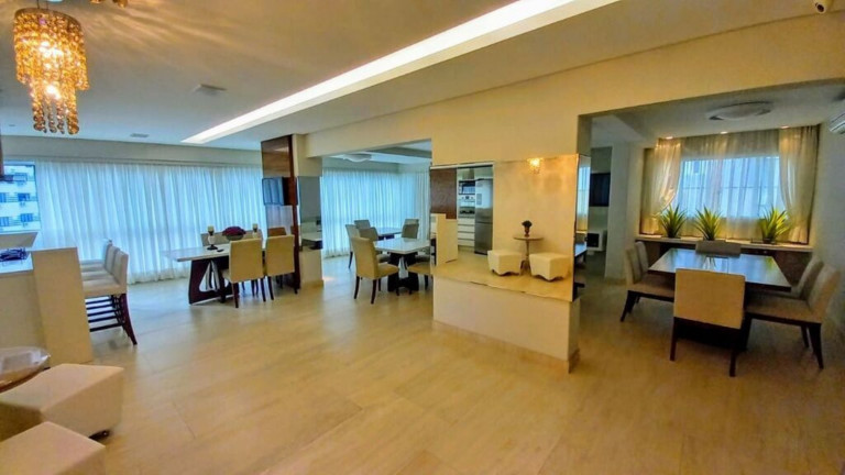 Imagem Imóvel com 3 Quartos à Venda, 155 m² em Centro - Balneário Camboriú