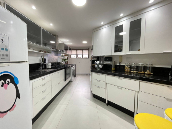 Imagem Apartamento com 3 Quartos à Venda, 177 m² em Pitangueiras - Guarujá Imagem Apartamento com 3 Quartos à Venda, 177 m² em Pitangueiras - Guarujá