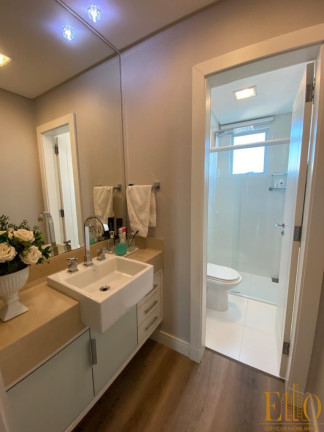 Imagem Apartamento com 4 Quartos à Venda, 142 m² em Centro - Balneário Camboriú Imagem Apartamento com 4 Quartos à Venda, 142 m² em Centro - Balneário Camboriú