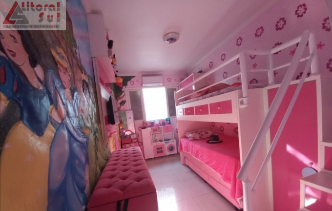 Imagem Casa com 3 Quartos à Venda, 250 m² em Mirim - Praia Grande Imagem Casa com 3 Quartos à Venda, 250 m² em Mirim - Praia Grande