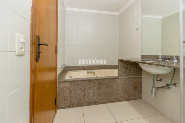 Imagem Apartamento com 3 Quartos à Venda, 200 m² em Moema - São Paulo Imagem Apartamento com 3 Quartos à Venda, 200 m² em Moema - São Paulo