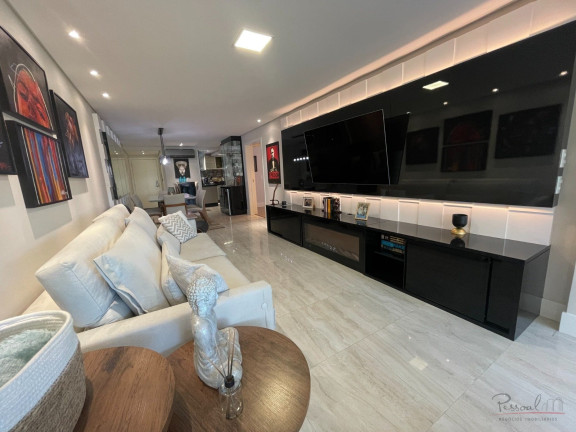 Imagem Apartamento com 3 Quartos à Venda, 311 m² em Agronômica - Florianópolis Imagem Apartamento com 3 Quartos à Venda, 311 m² em Agronômica - Florianópolis
