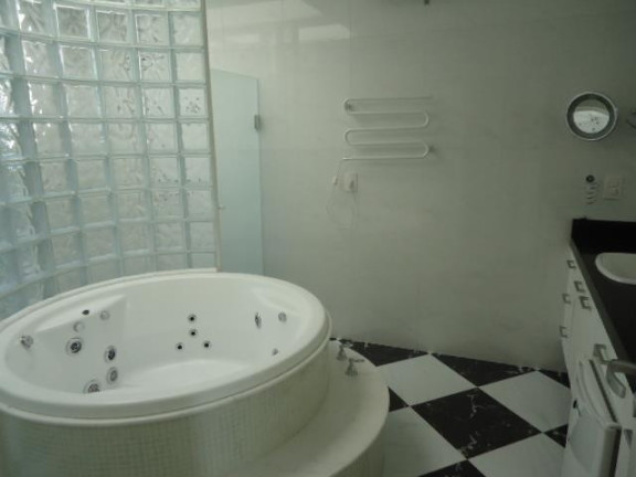 Imagem Casa à Venda, em Alphaville 01 - Alphaville Imagem Casa à Venda, em Alphaville 01 - Alphaville