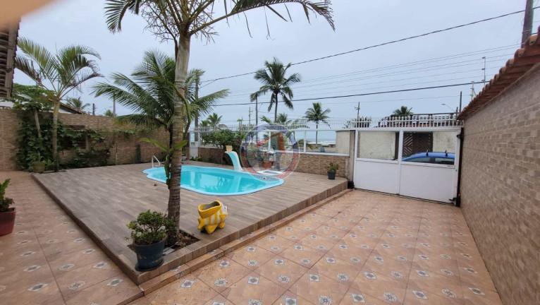 Imagem Casa com 4 Quartos à Venda, 245 m² em Vila Anhanguera - Mongaguá Imagem Casa com 4 Quartos à Venda, 245 m² em Vila Anhanguera - Mongaguá