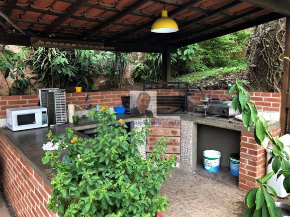 Imagem Casa com 3 Quartos à Venda, 482 m² em Vila Santo Antônio - Cotia Imagem Casa com 3 Quartos à Venda, 482 m² em Vila Santo Antônio - Cotia